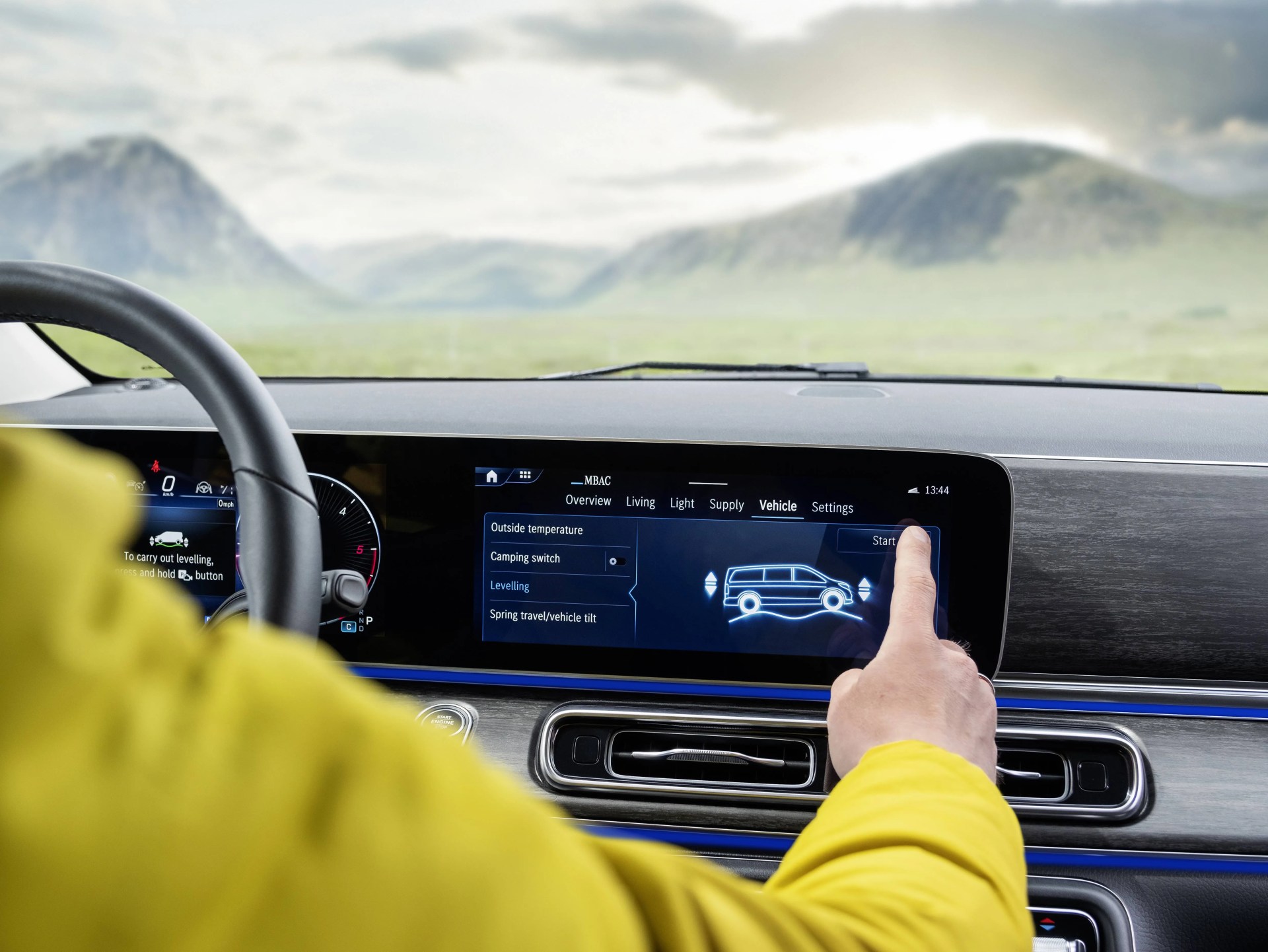 mercedes benz camper van dashboard