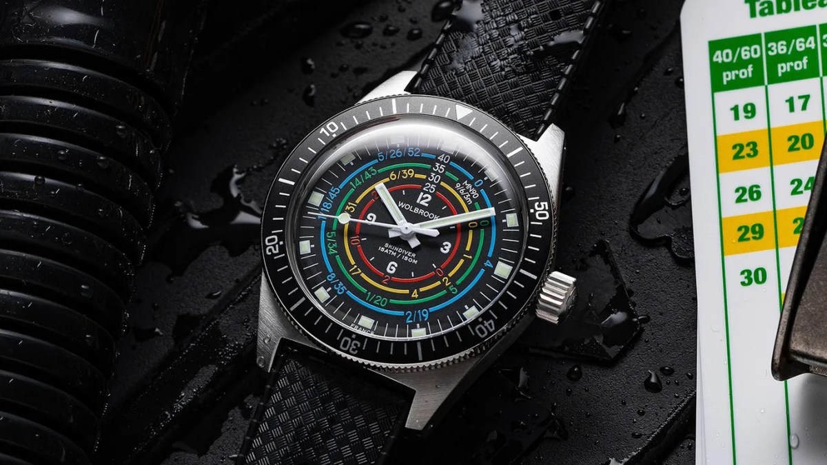There's a Good Reason Why This Retro Dive Watch Is So Colorful