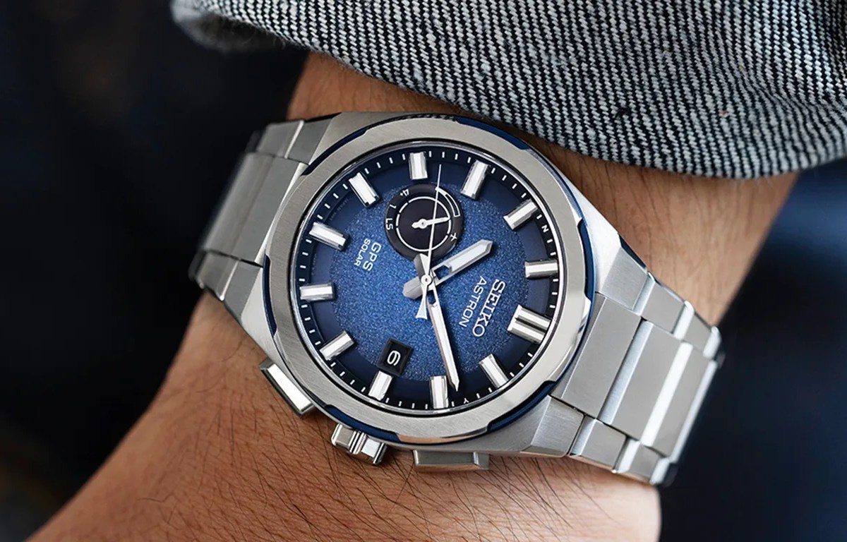 SEIKO ASTRON ネイビー ステンレス Is Seiko's Most Accurate Watch Now Also Its Best Everyday Watch