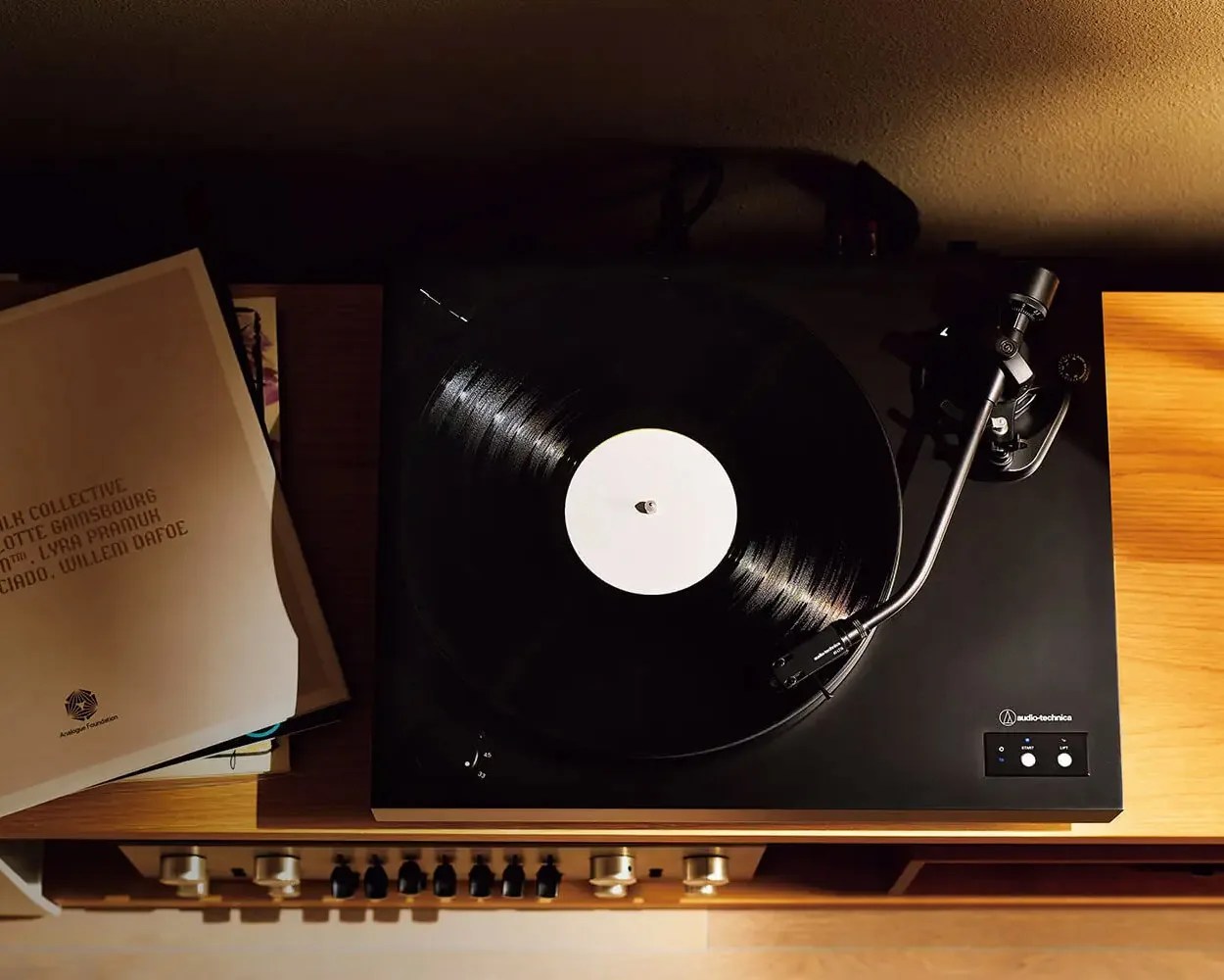 Audio-Technica AT-LP8X turntable