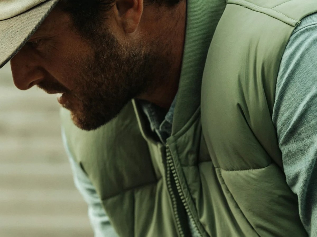 flint-and-tinder-vest-macro-