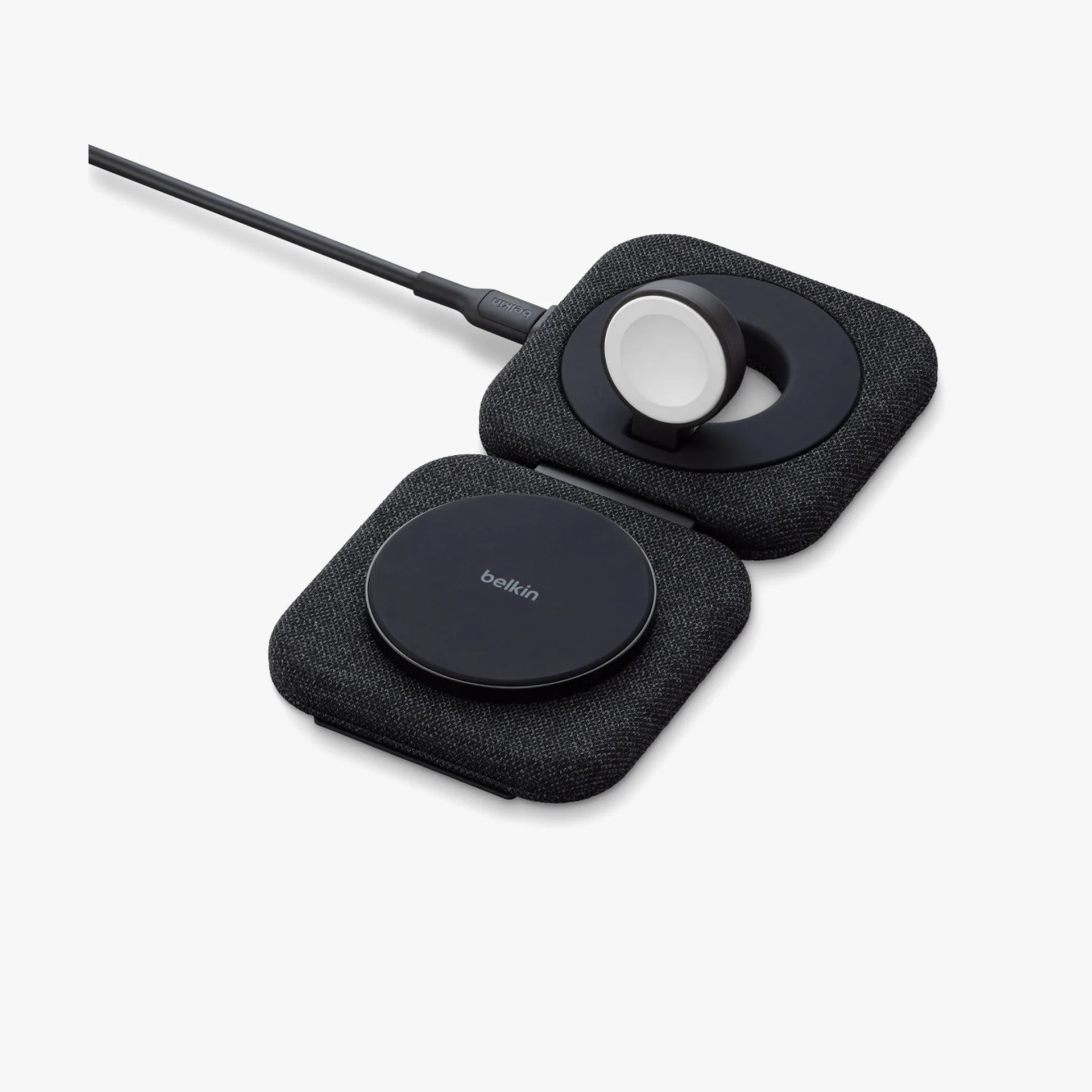 Belkin 2-in-1 Magnetic Charging Travel Pad