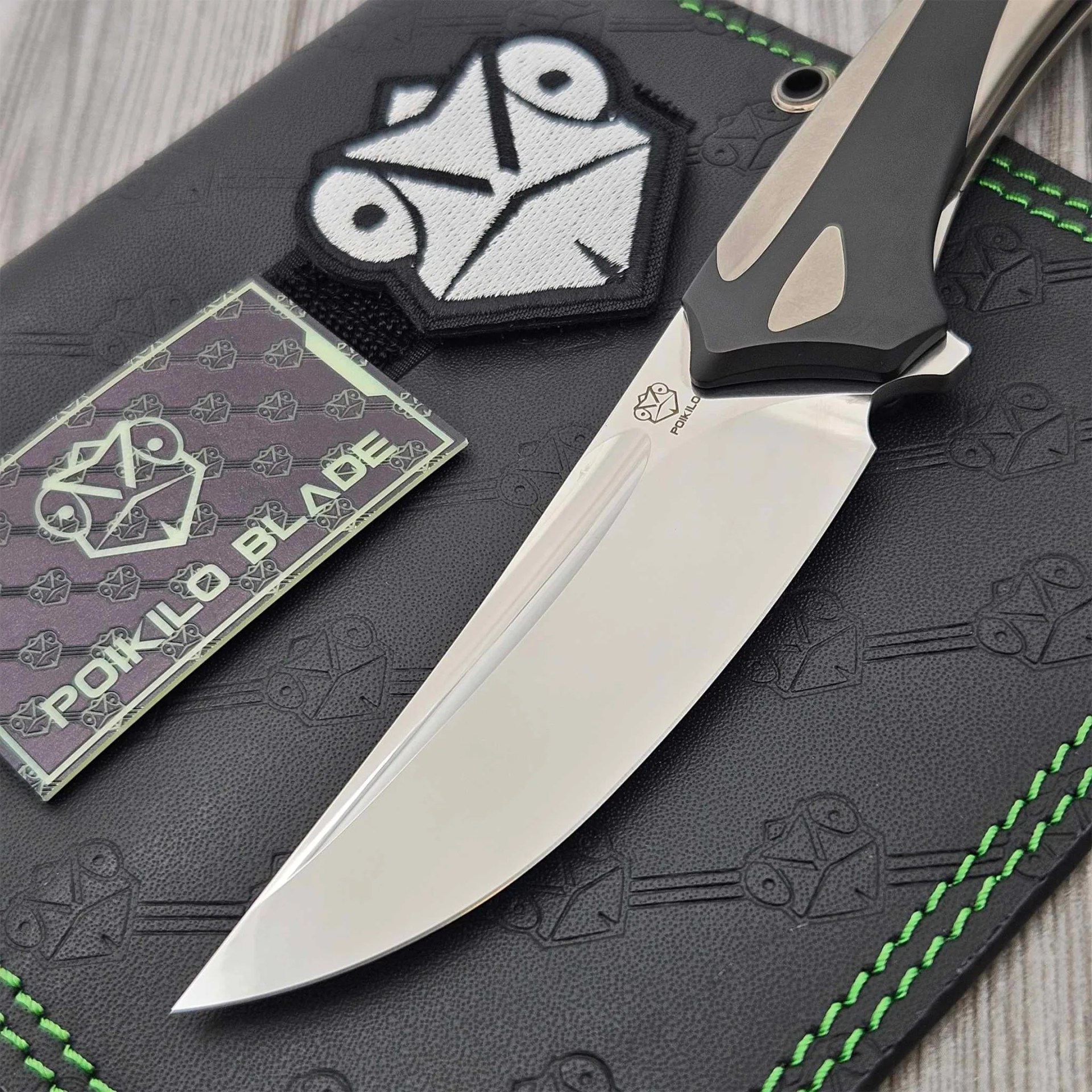 poikiloblade orca pocket knife embed