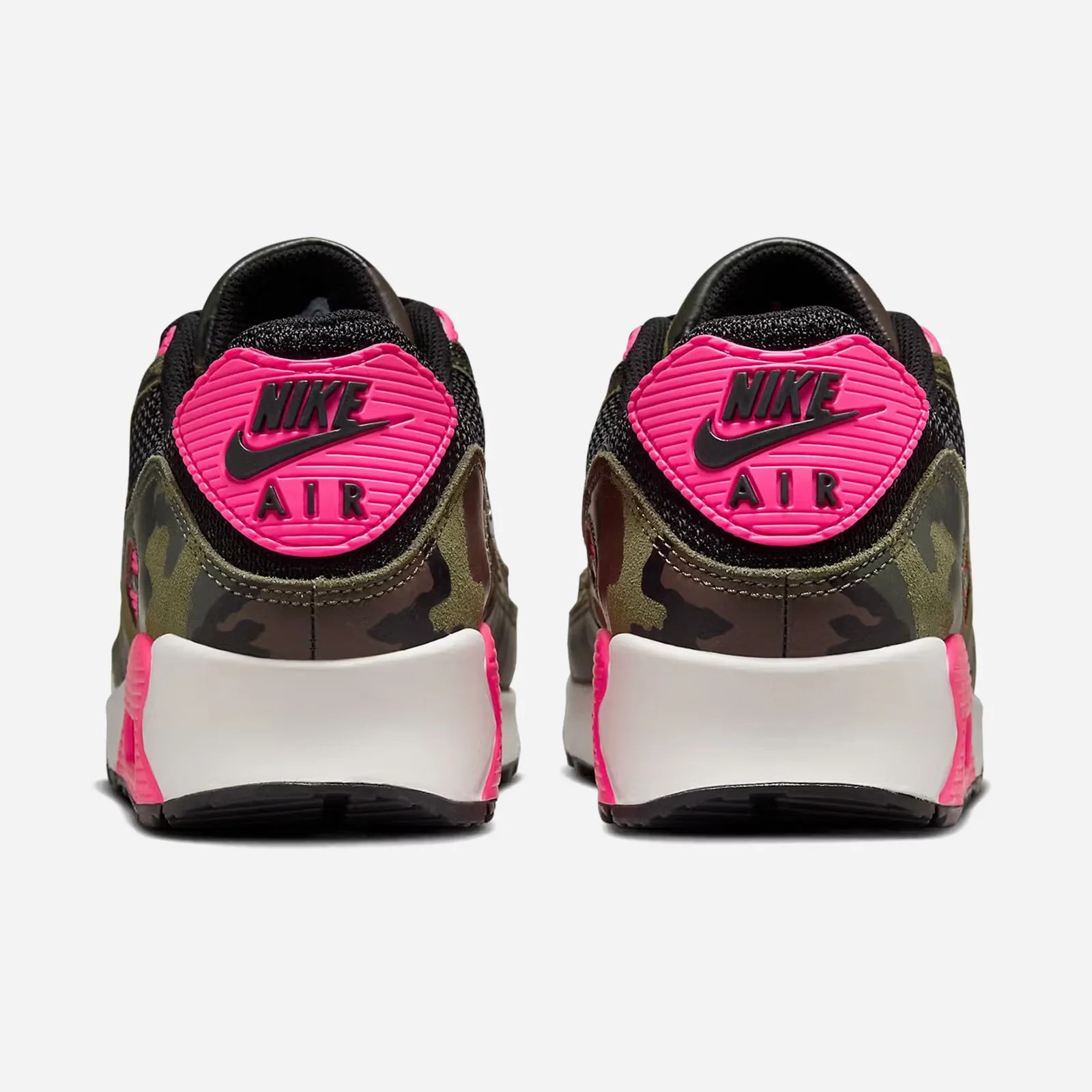 Nike Air Max 90 Camo Pack in Hyper Pink