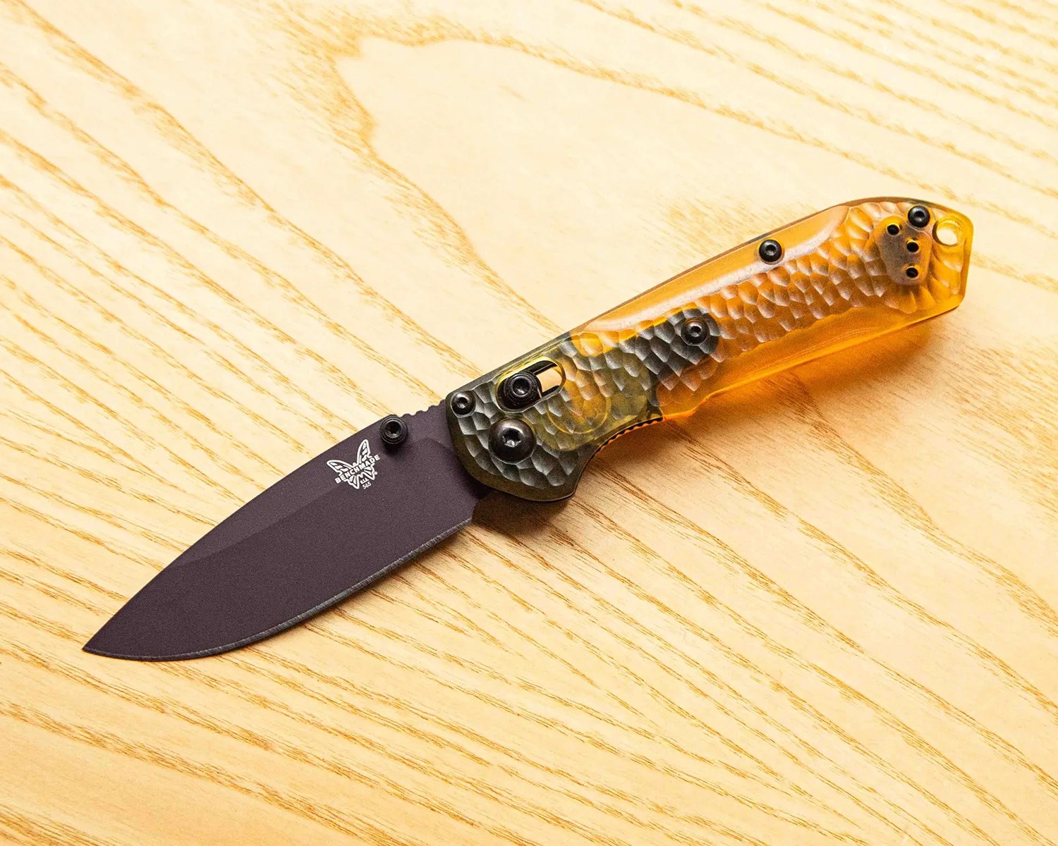 benchmade mini freek hero