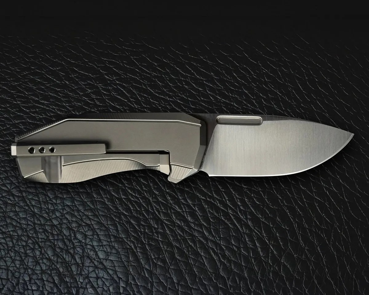 Lionsteel N1 knife on leather