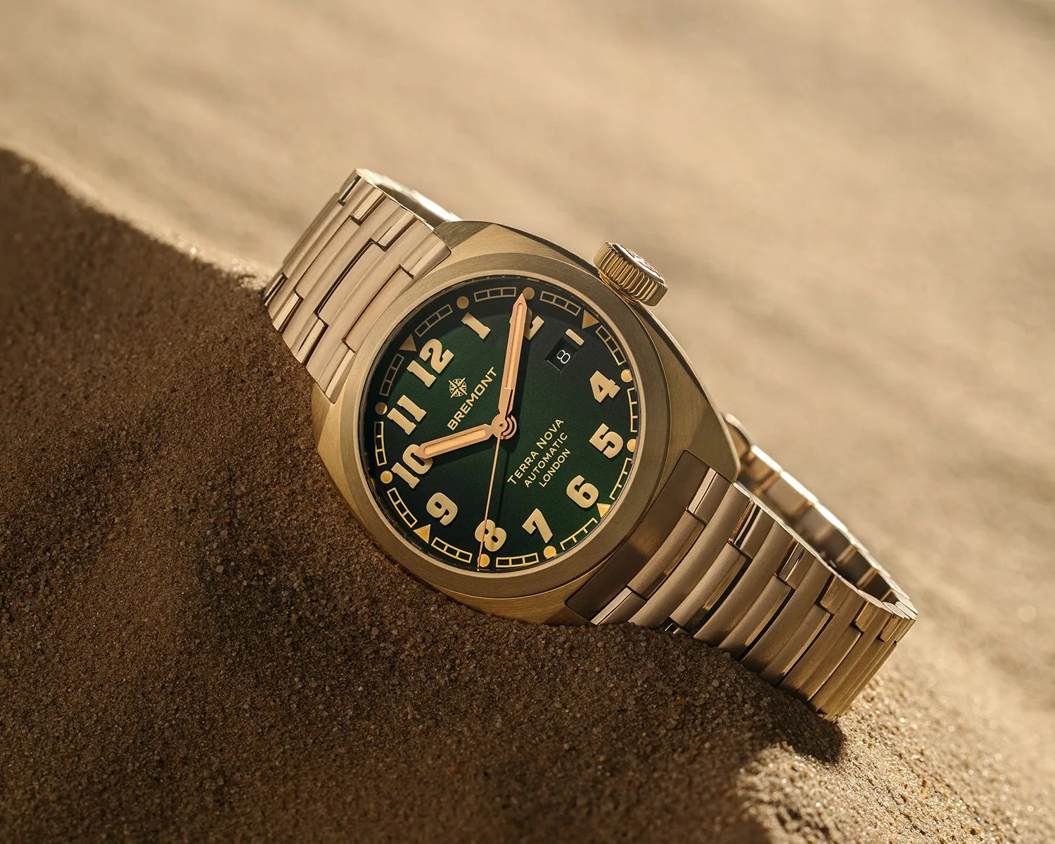 a bremont bronze watch in sane