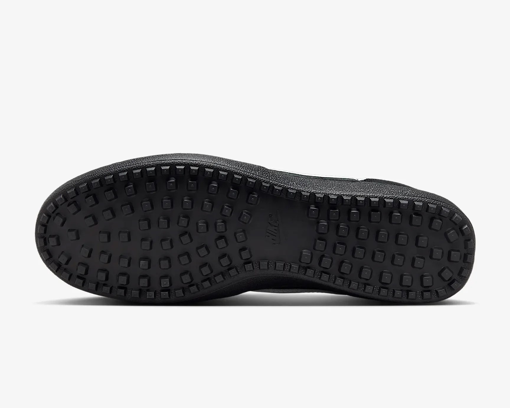 Nike black and white sneaker
