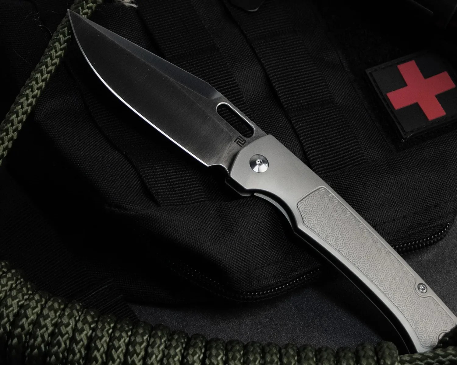 artisan cutlery revel pocket knife beauty