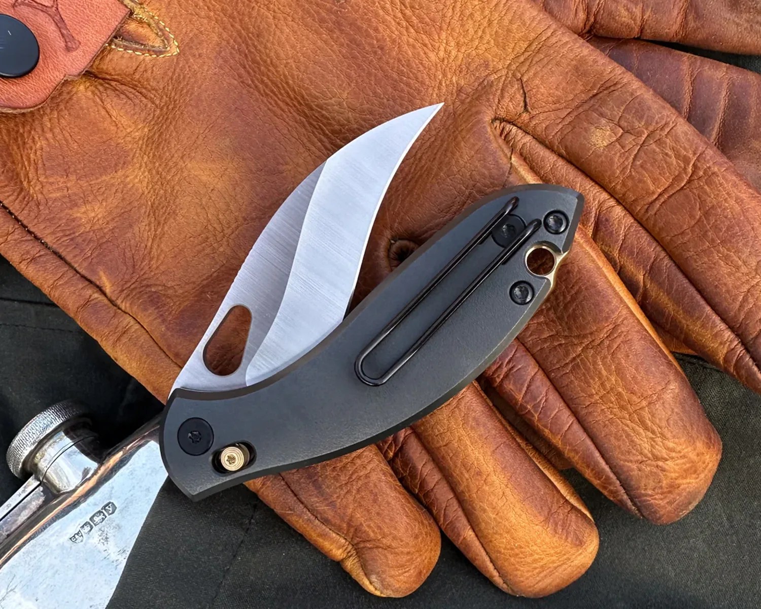 giantmouse gmp13 off side half folded