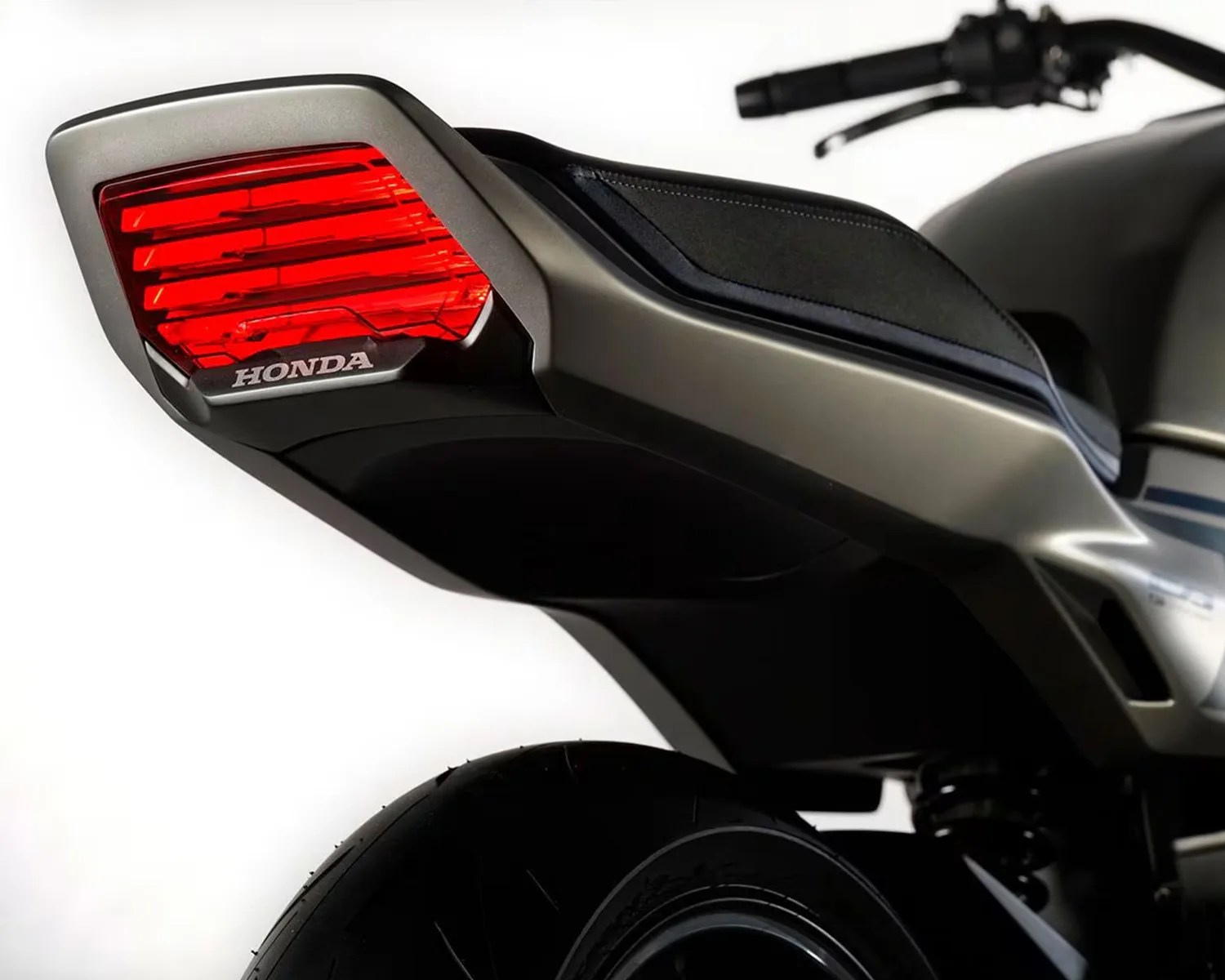 honda cbf concept taillight