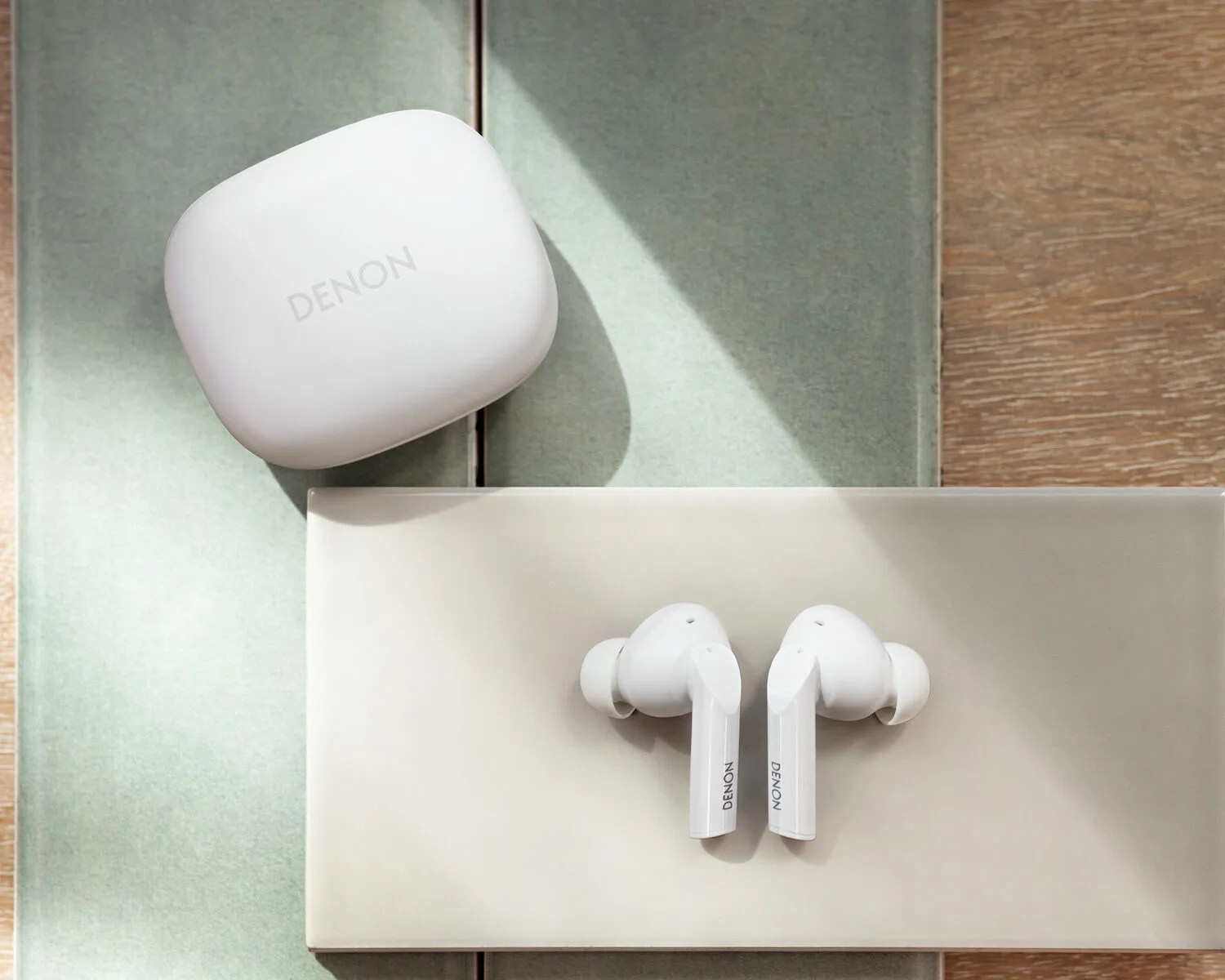 Denon AH-C840NCW wireless earbuds