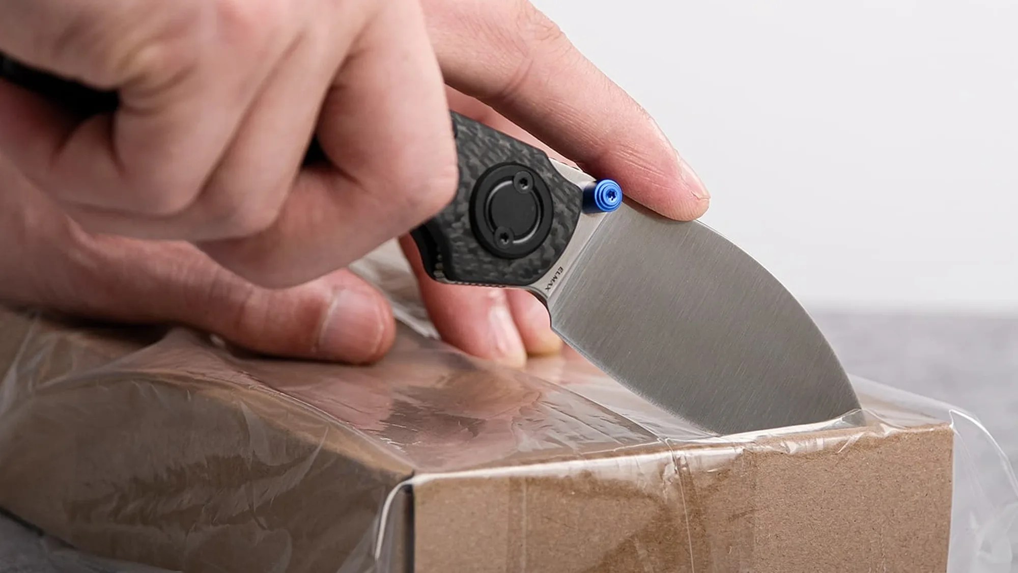 Vosteed Shilin Cutter opening a box