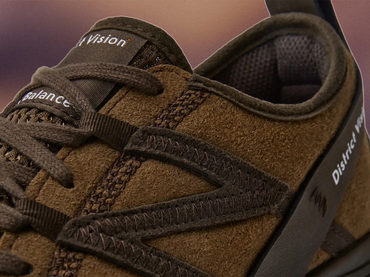 New Balance's Retro Trail Shoe Is a Minimalist Masterpiece in the
