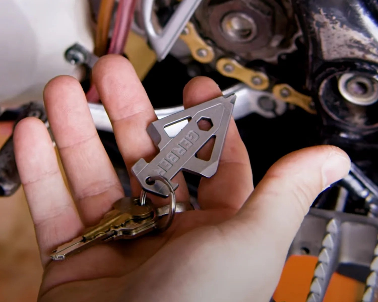 gerber broadhead on keychain