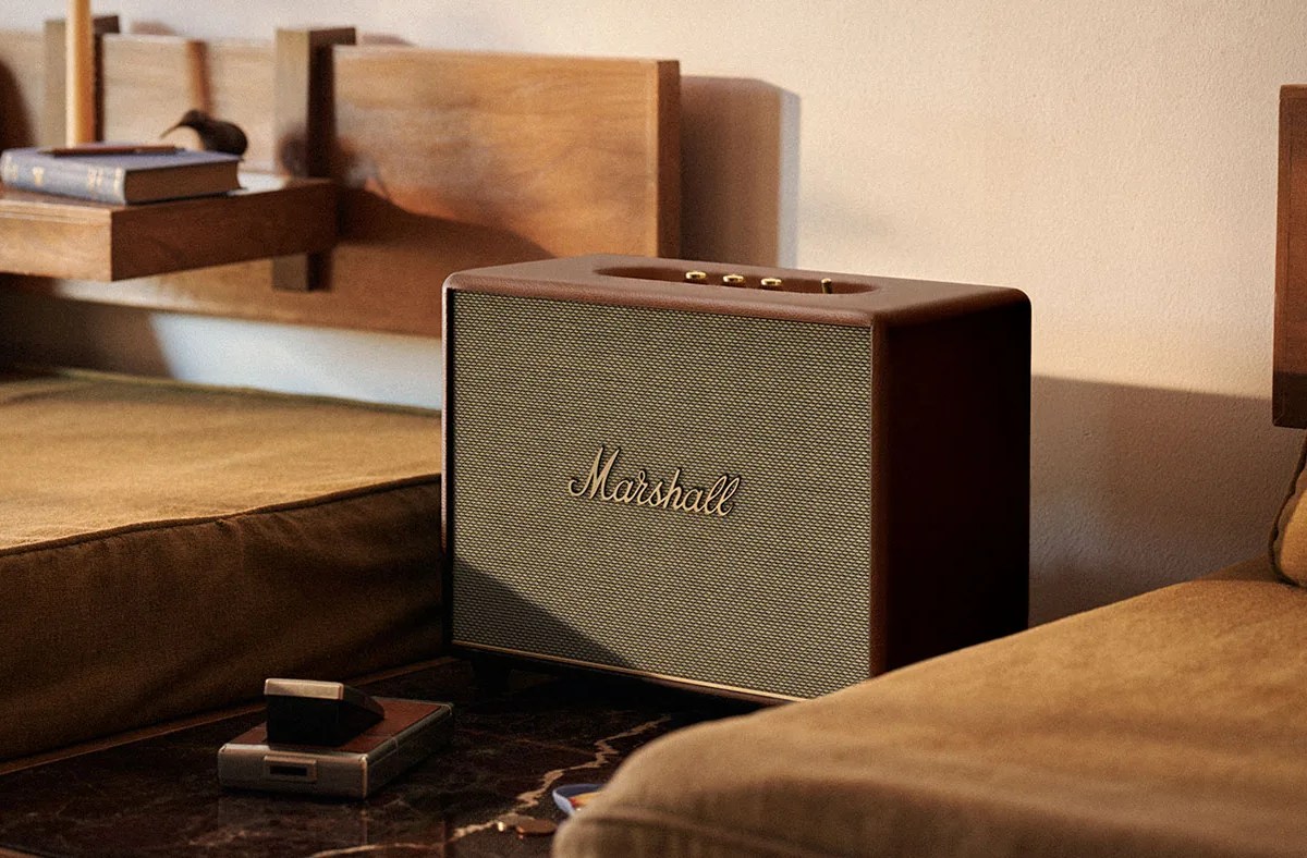 marshall-woburn-III-brown-lead