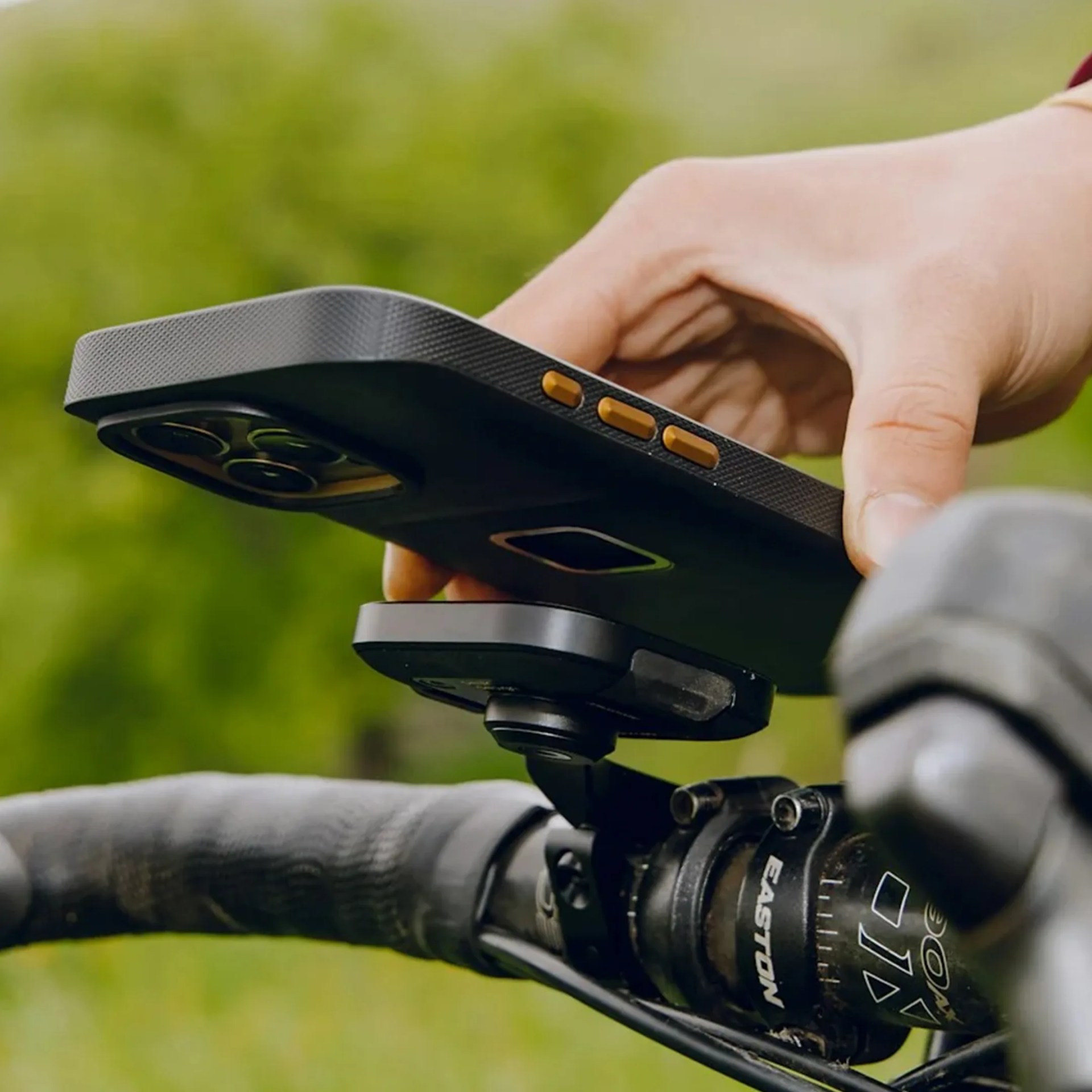 peak design gnar phone case