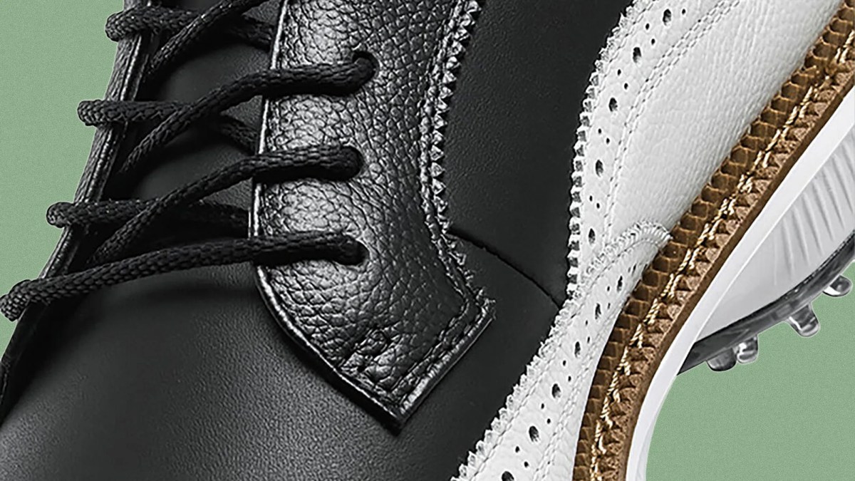 Tiger Woods's New Golf Shoe Proves Retro Style and Technical