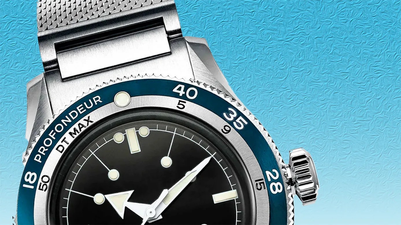 the dial and bezel of a Serica dive watch