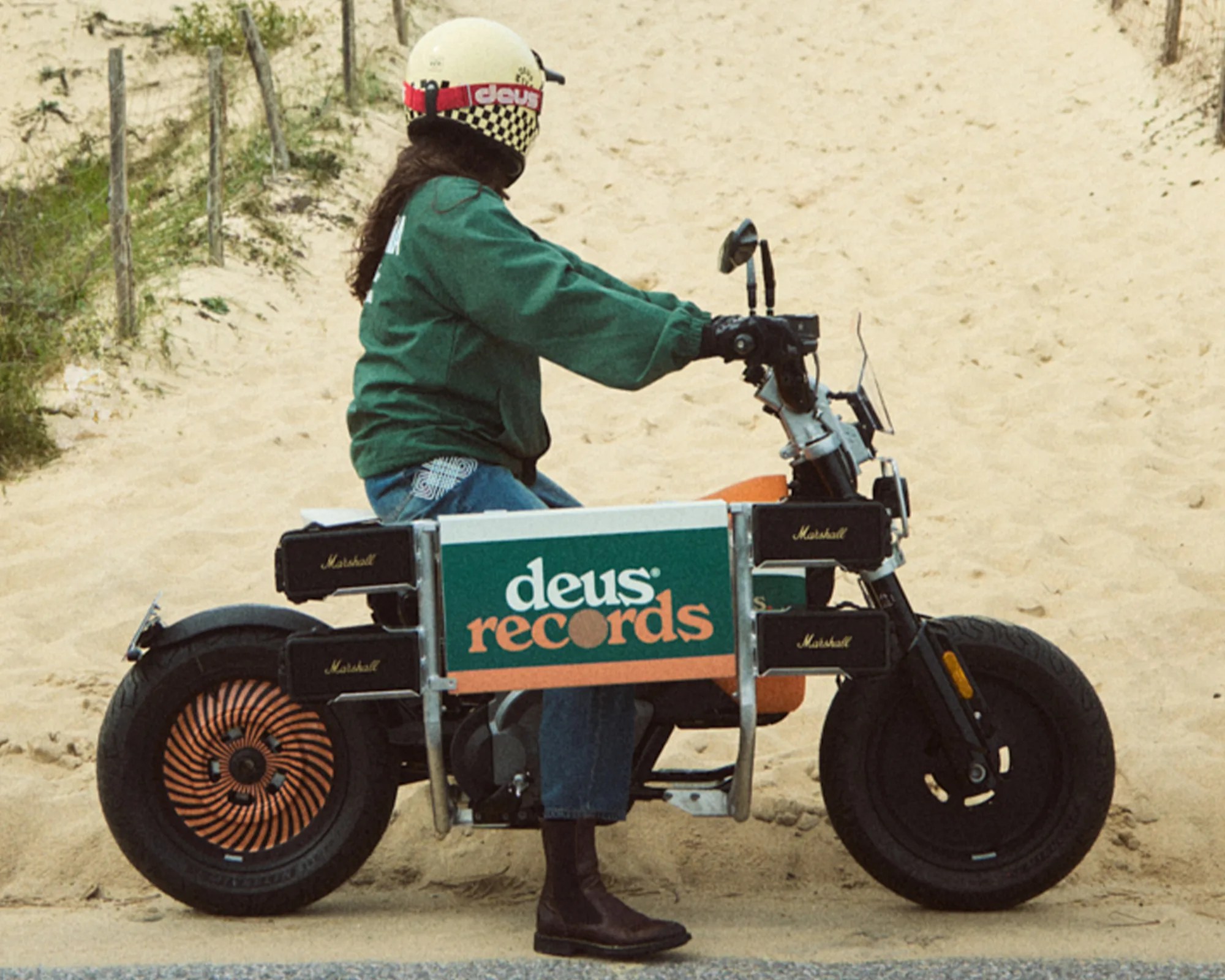 BMW's Most Interesting Motorcycle in Years Is Perfect for Summer Cruising