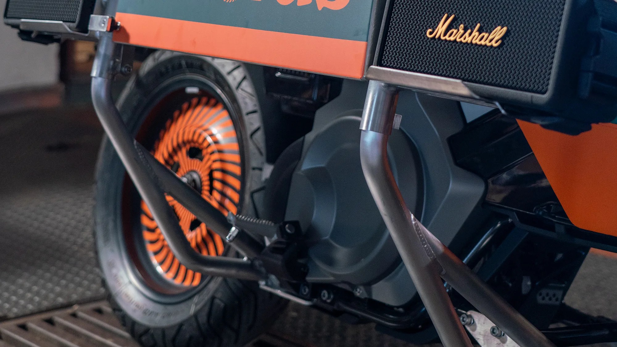 BMW's Most Interesting Motorcycle in Years Is Perfect for Summer Cruising