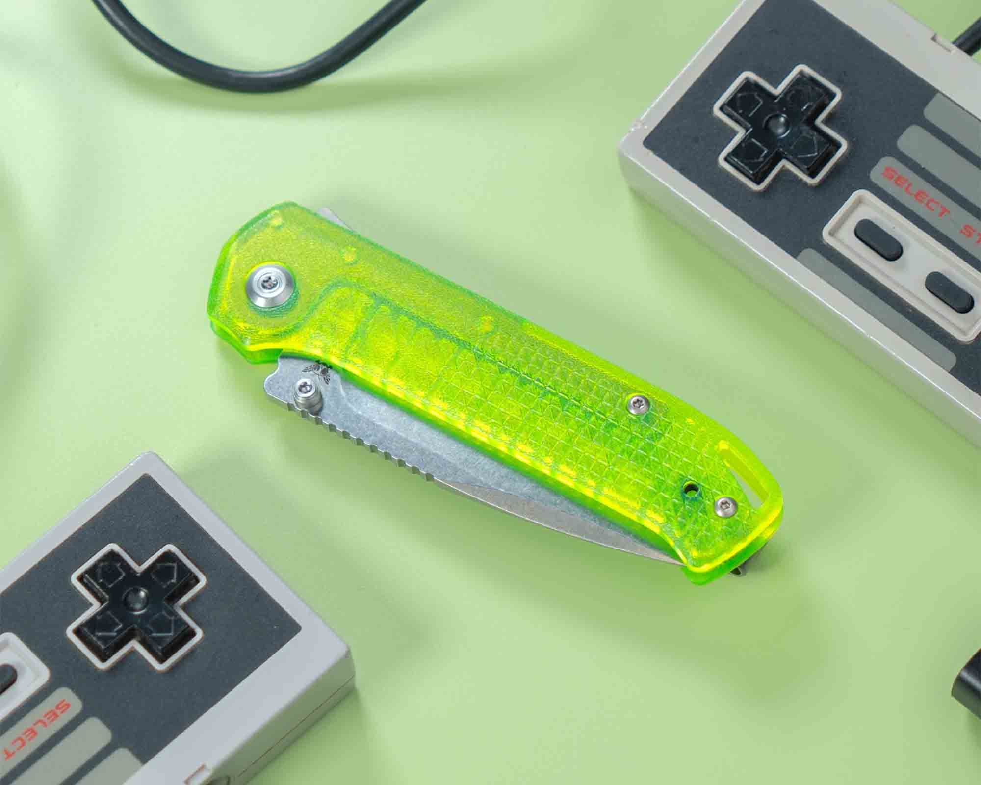 Flytanium Arcade Lite EDC Knife closed