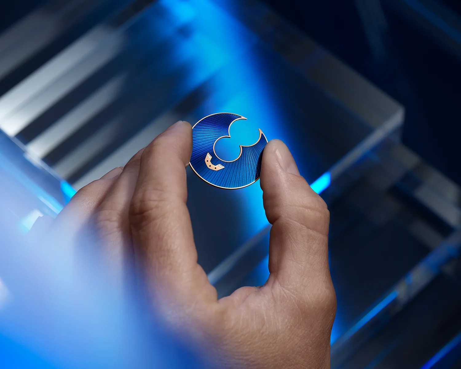 Ulysse Nardin FREAK [X GOLD ENAMEL] in hand