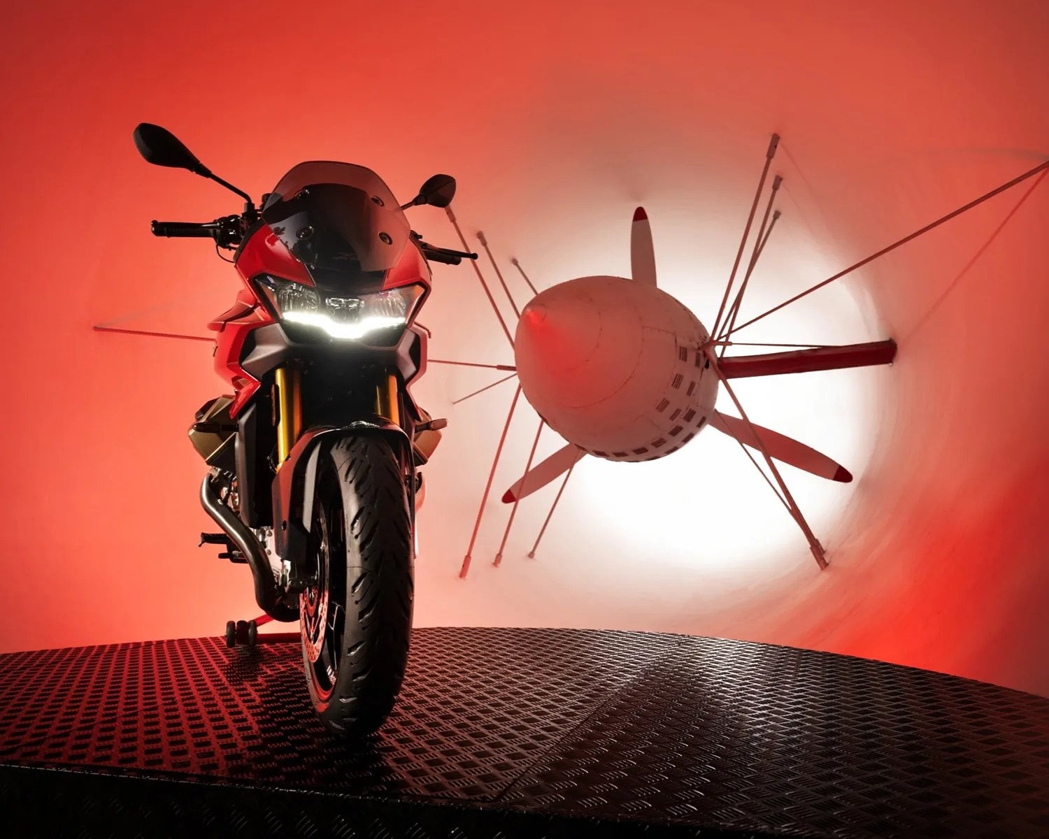 moto guzzi v100 mandello wind tunnel tech