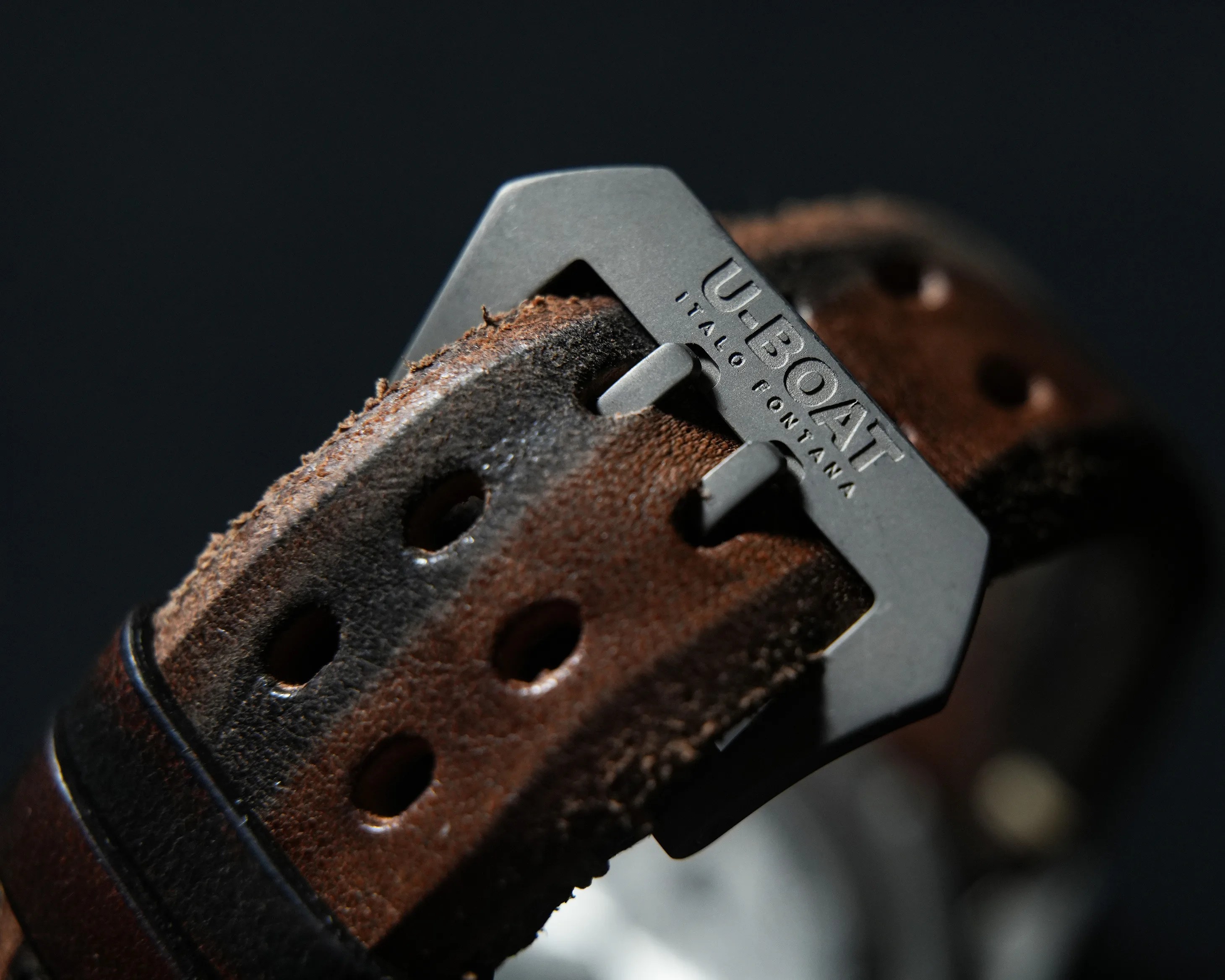 the buckle on a U-Boat dive watch