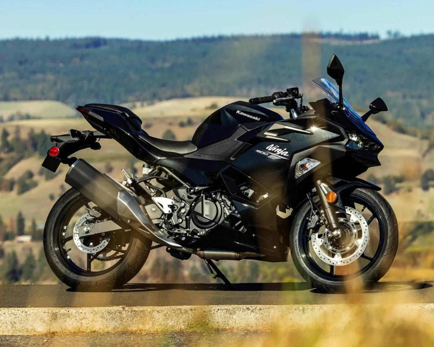 2026 kawasaki ninja 500 hero