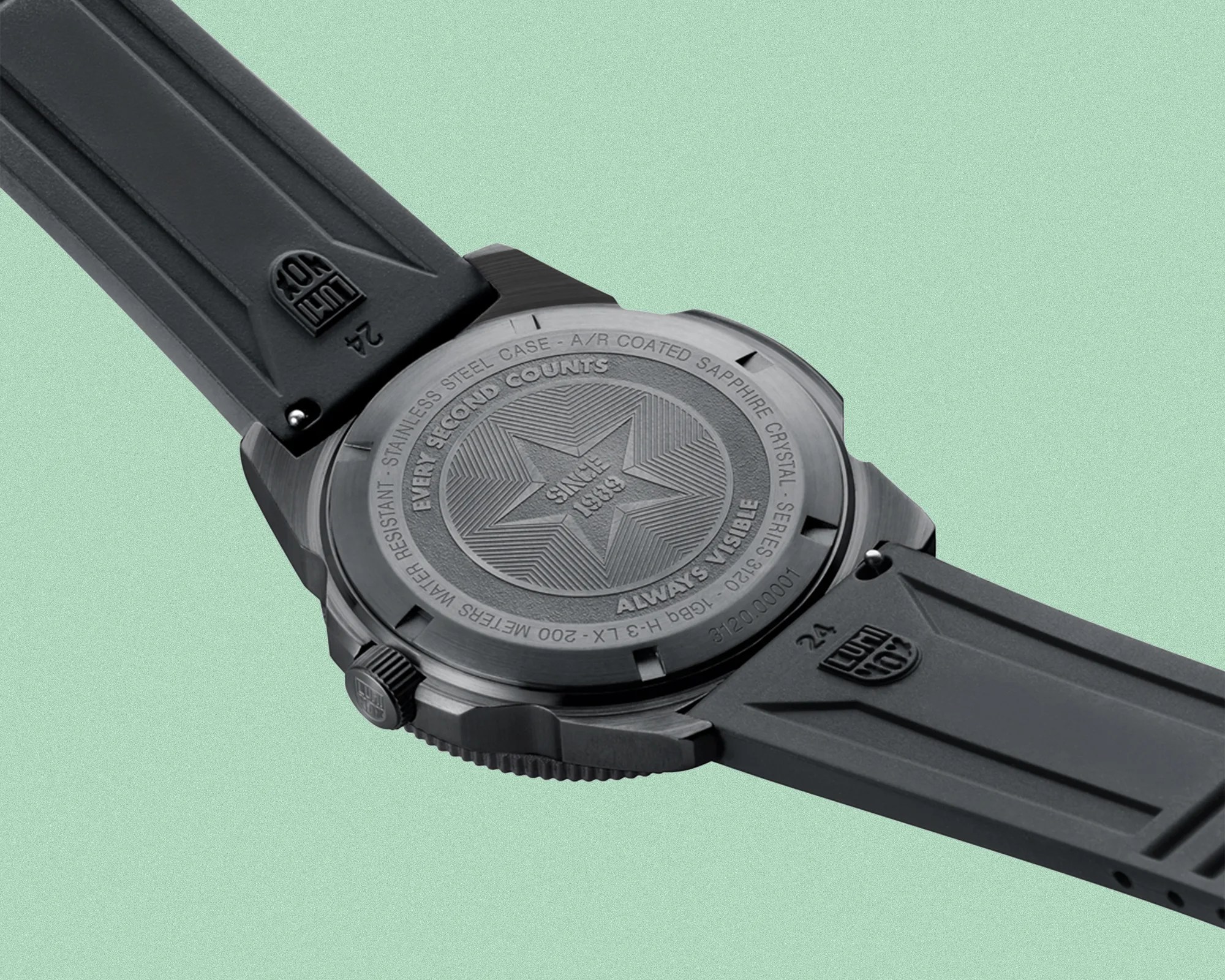 Luminox Pacific Diver Stealth Series caseback