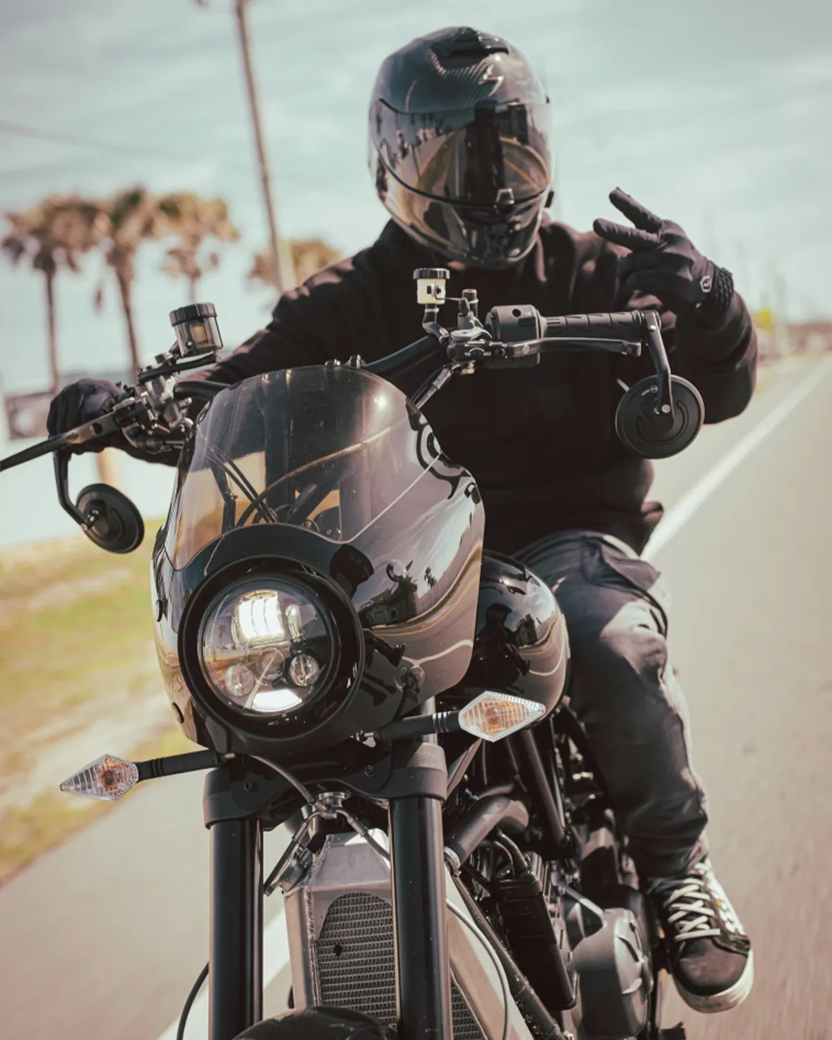 buell super cruiser front action