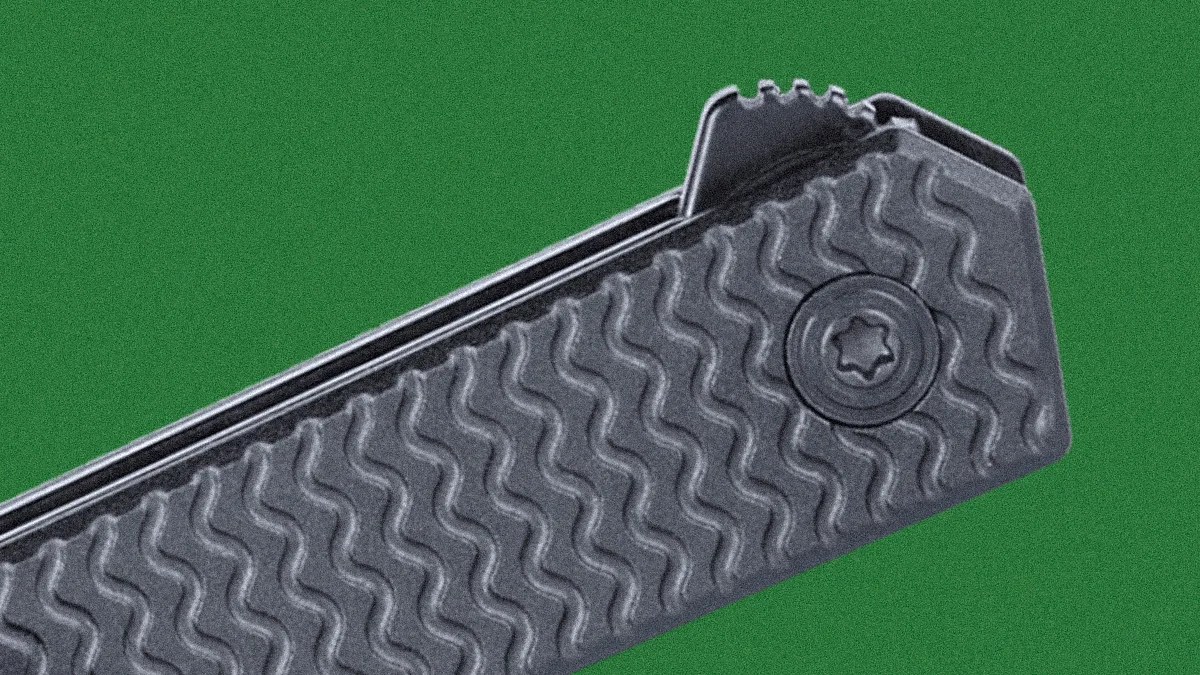 crkt ceo microflipper handle macro