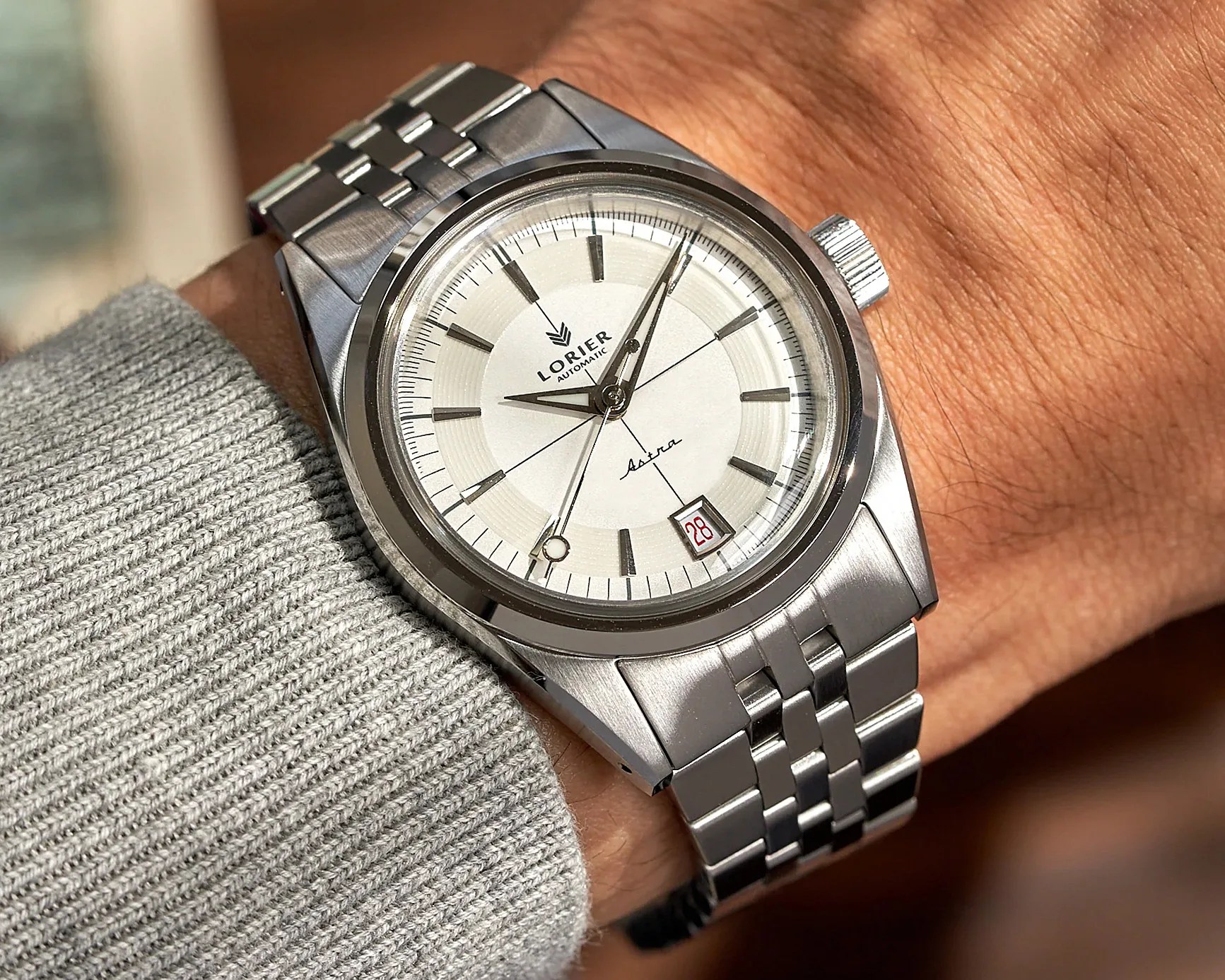 a white Lorier watch dial