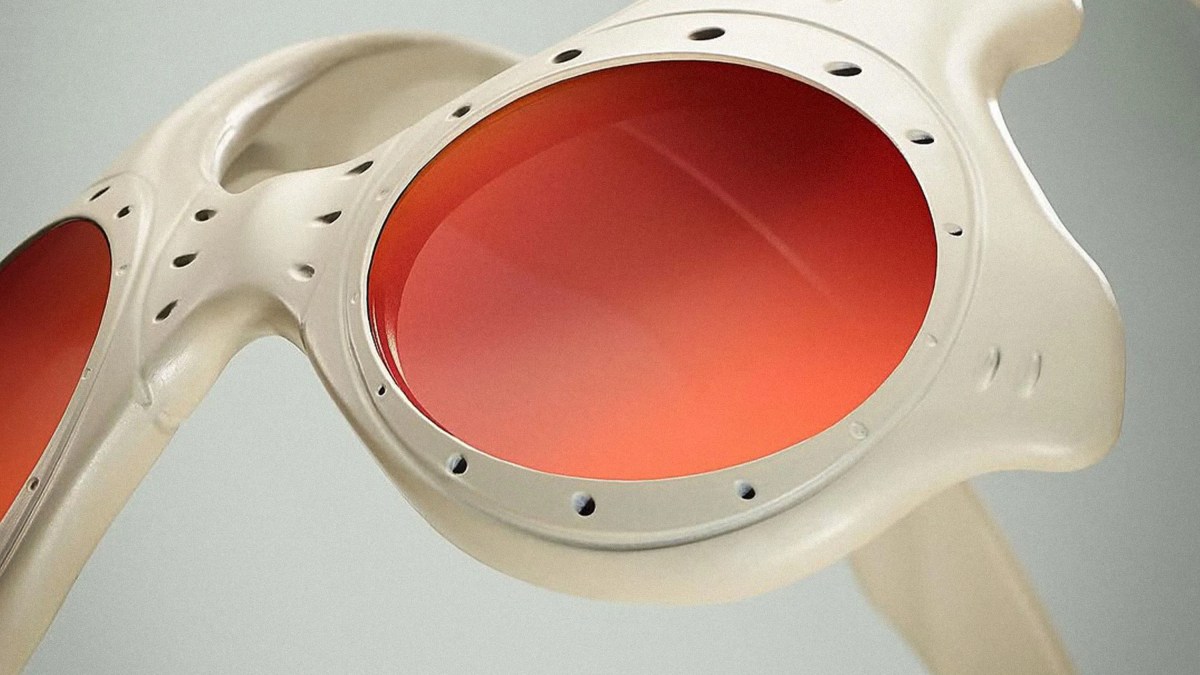 Oakley Brings Back Its Most Iconic (and Radical) Pair of
