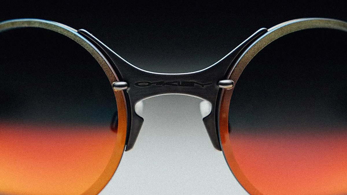 Oakly オークリー　サングラス　TAILEND Tailend TI Prizm Grey Lenses, Satin Carbon Frame Sunglasses