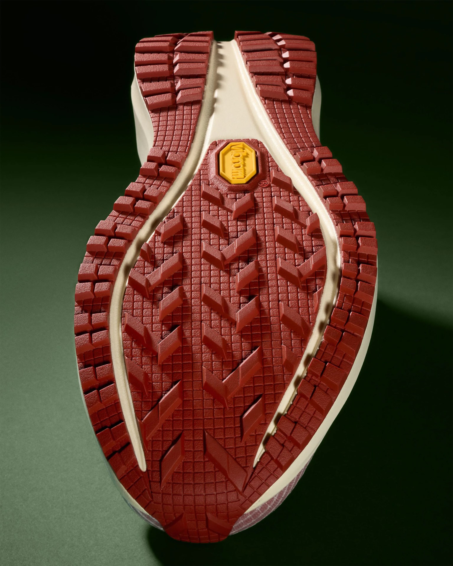 Tracksmith Eliot Range