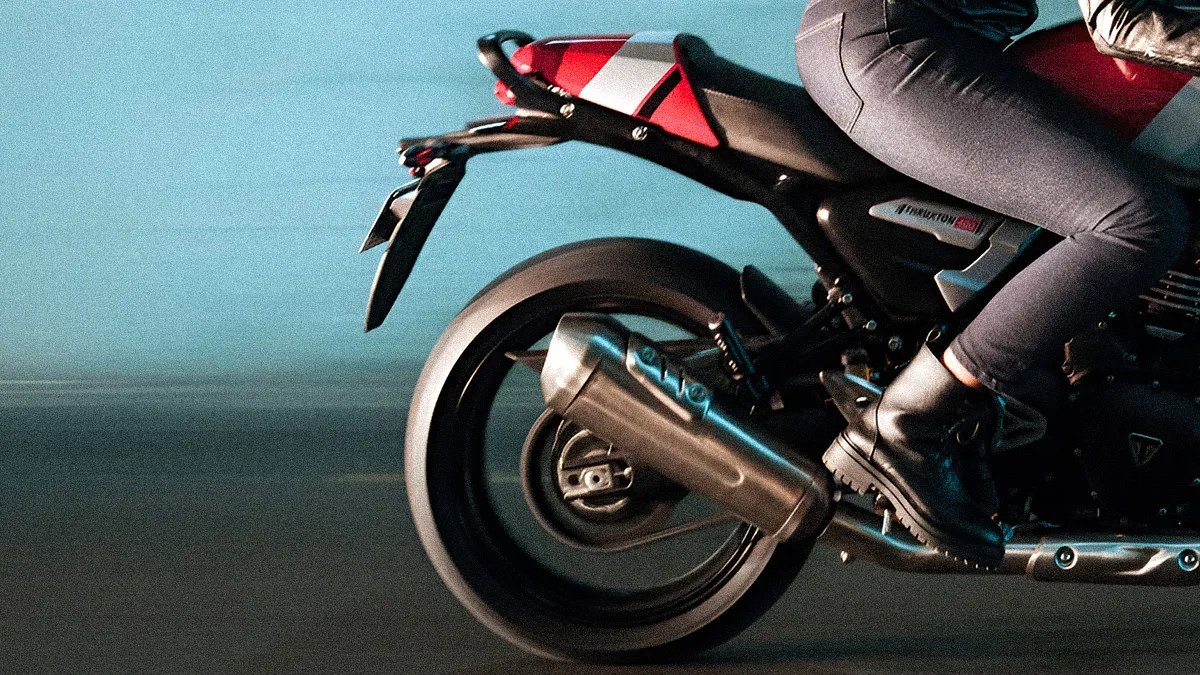 Triumph'un muhteşem ama gülünç uygun fiyatlı yeni Café Racer giriş seviyesi bir rüya