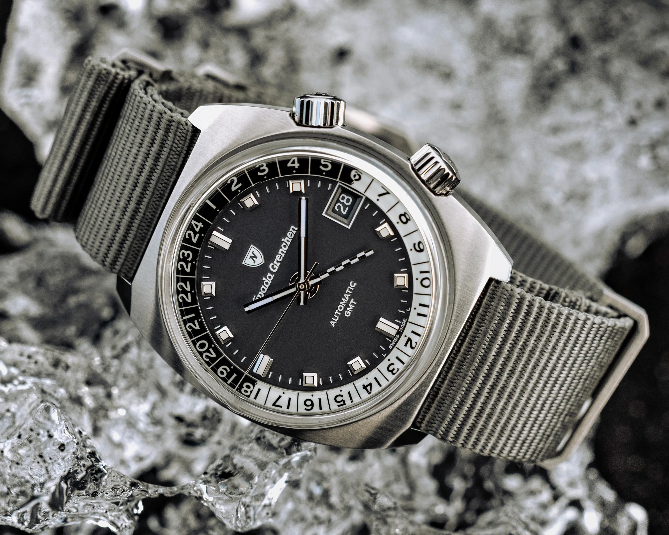 This Ultra-Rare Vintage Explorer's Watch Just Got the Faithful