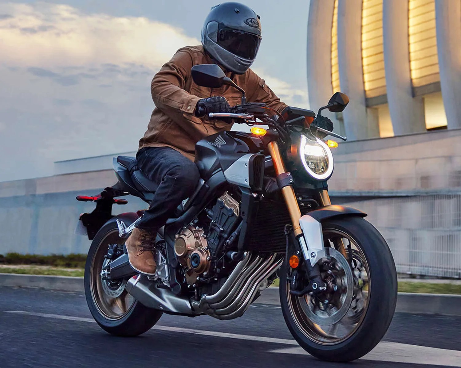 A scrambled Honda NX 650 from Asphalt and Gravel | Bike EXIF, image size:1500x1200