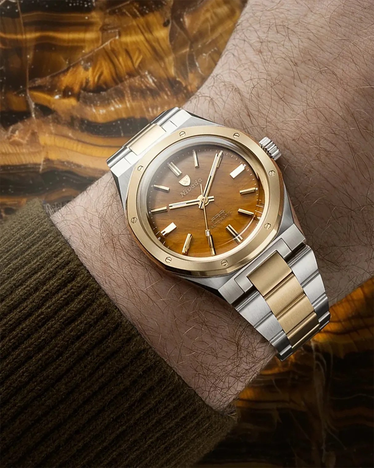 This Classic Affordable Royal Oak Alternative Just Revealed Its