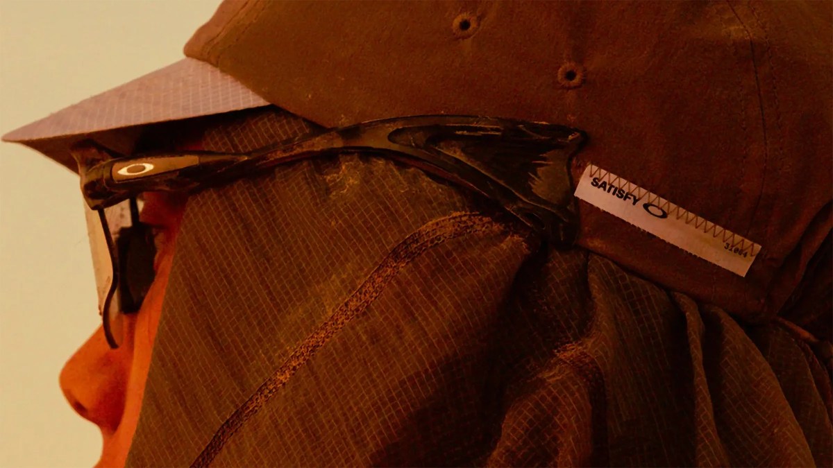 oakley-satisfy-stunt-devil-