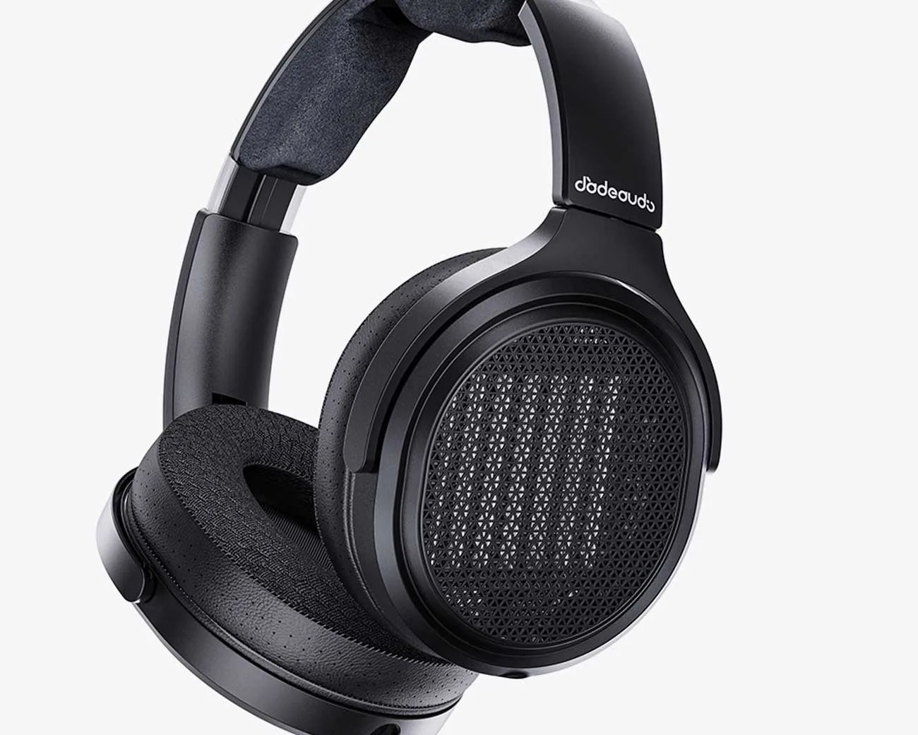 Black over-ear headphones with mesh ear cups and padded headband, branded "dodeaudio.