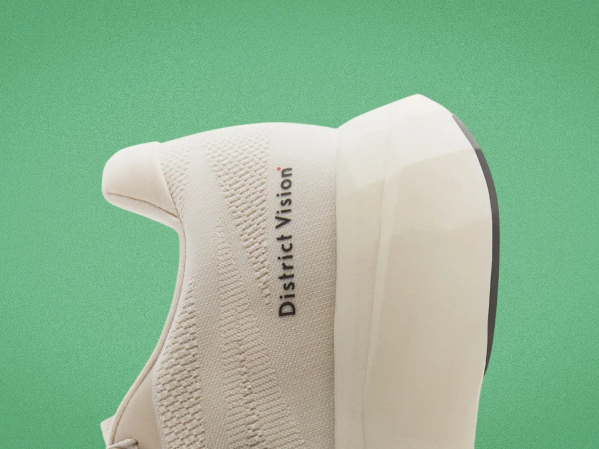 district-vision-new-balance-sc