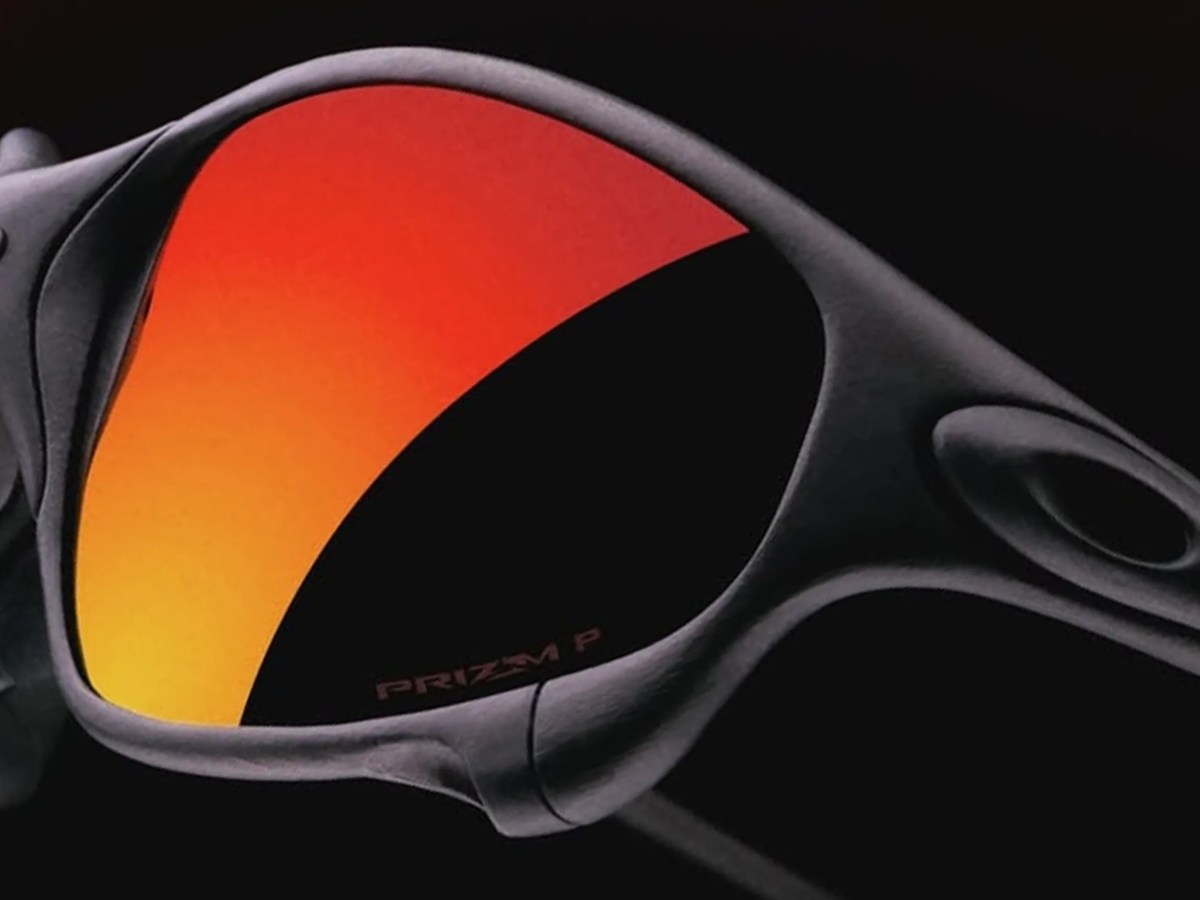 Oakley Finally Brings Back a Signature Pair of Sunglasses from the
