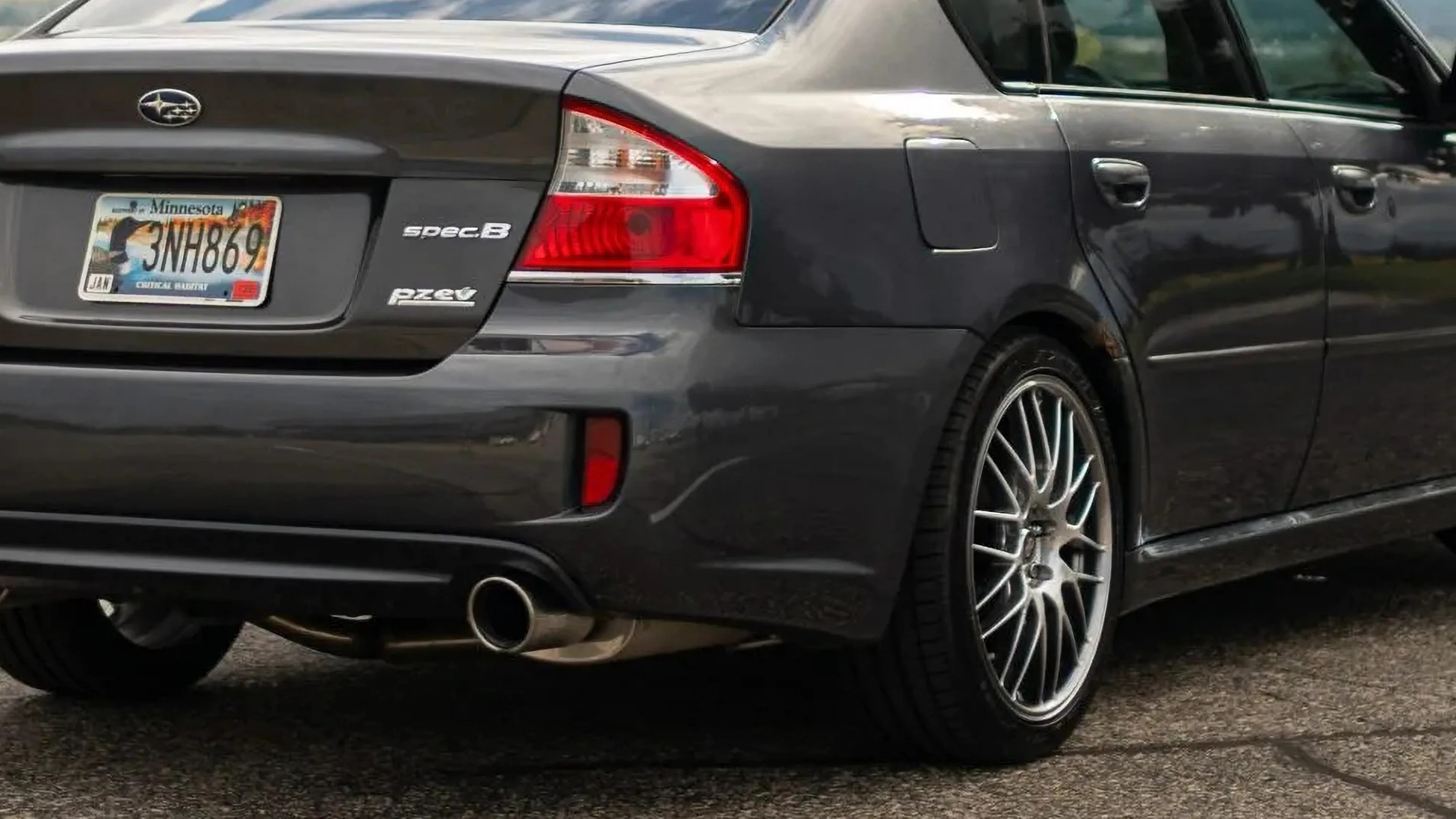 This Was the Last Great Version of a Signature Subaru Sedan, Prove Us Wrong, image size:3048x1714