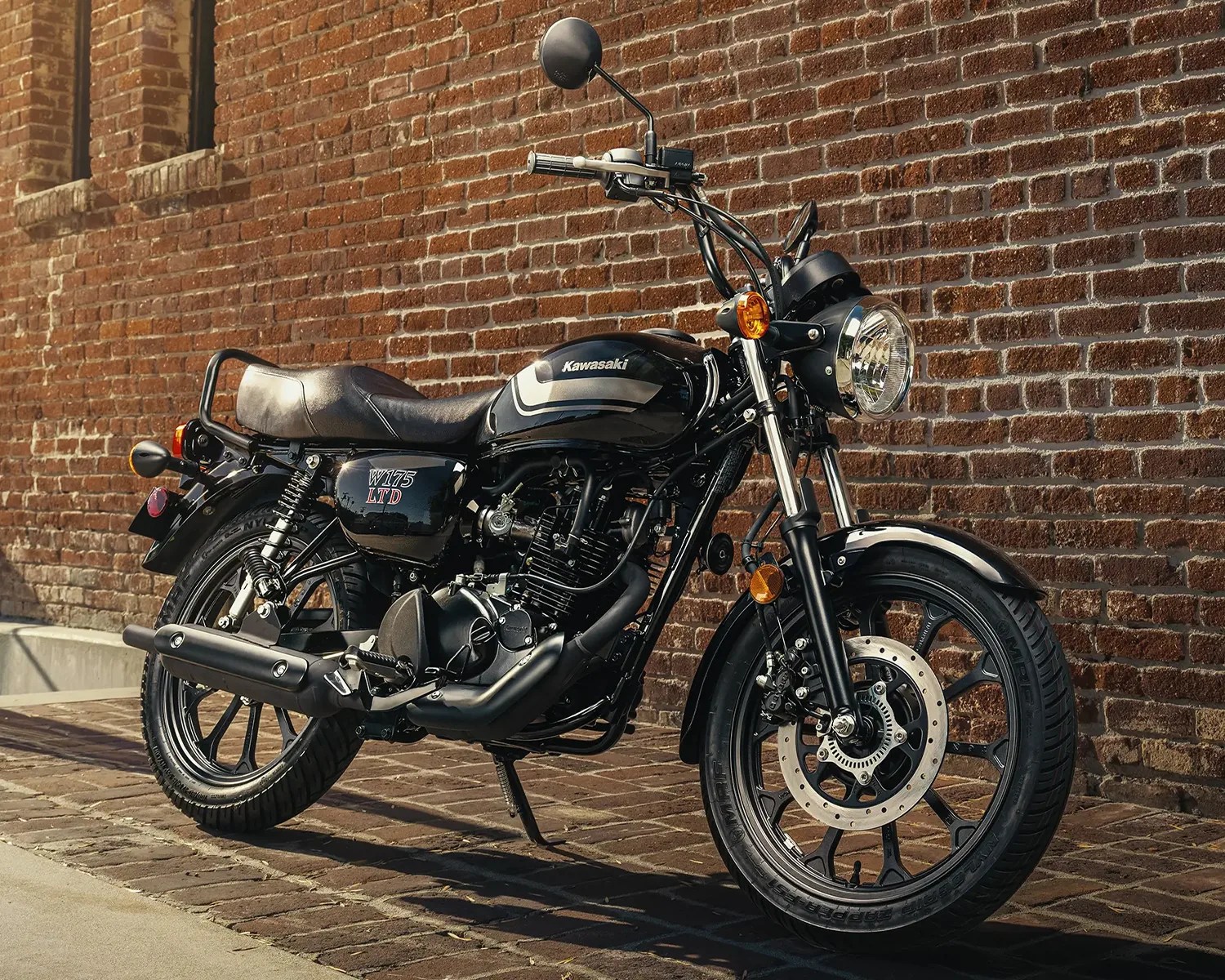 Is Kawasaki's Under-the-Radar, Bang-on Retro Street Bike Actually