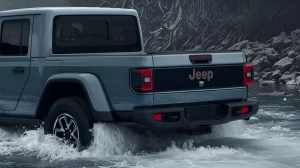 Jeep Is Readying Its Wrangler-Based Tacoma Rival for a Six-Speed Rematch