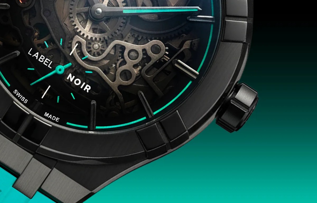 【美品】Maurice Lacroix クロノグラフ腕時計　SS Maurice Lacroix Aikon Quartz Chronograph Blue Dial / Stainless