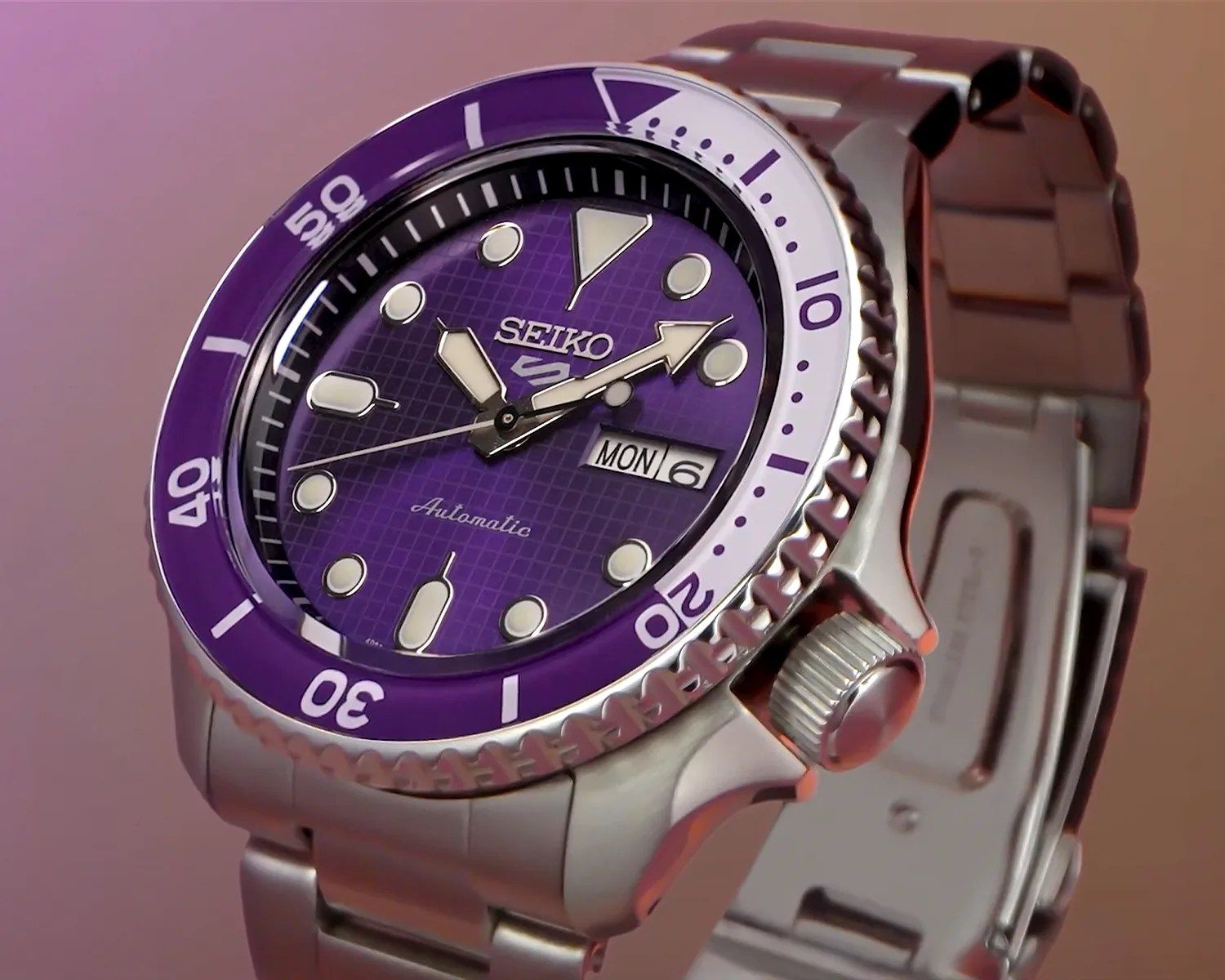 Seiko Just Winterized Its Most Affordable Dive Watch | Gear Patrol